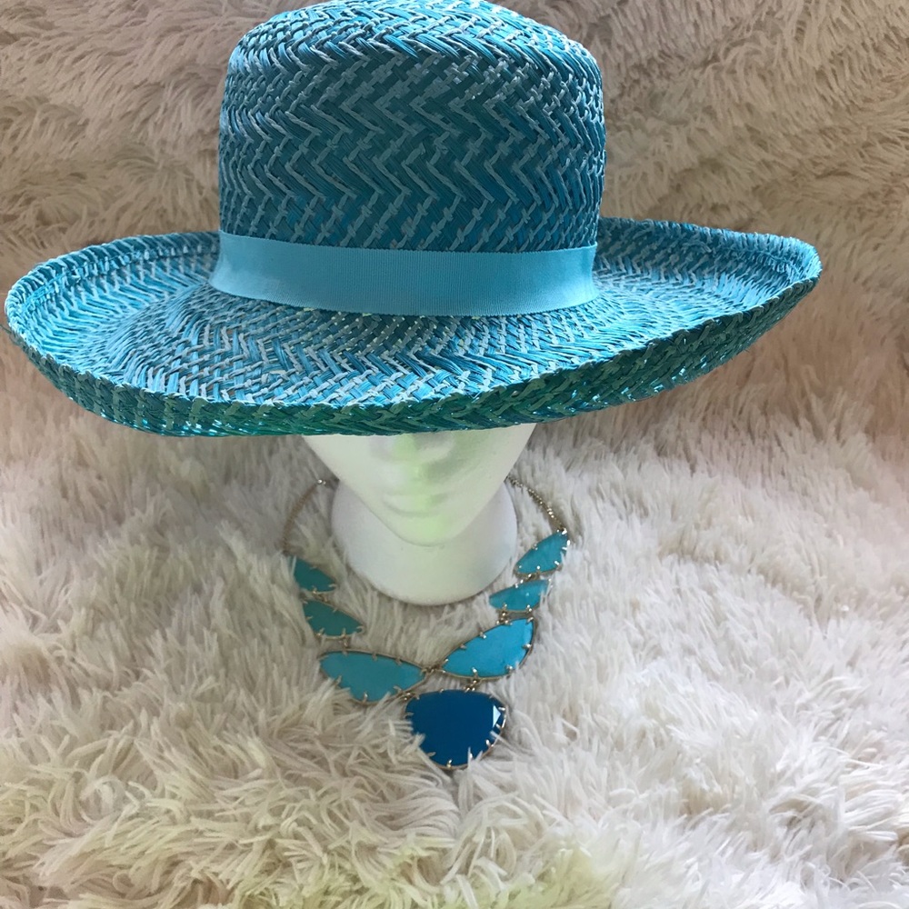 🍀EUC 2 for $15 💙 Luxe Aqua/light blue straw hat